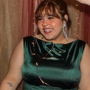 Meet your Posher, Calista